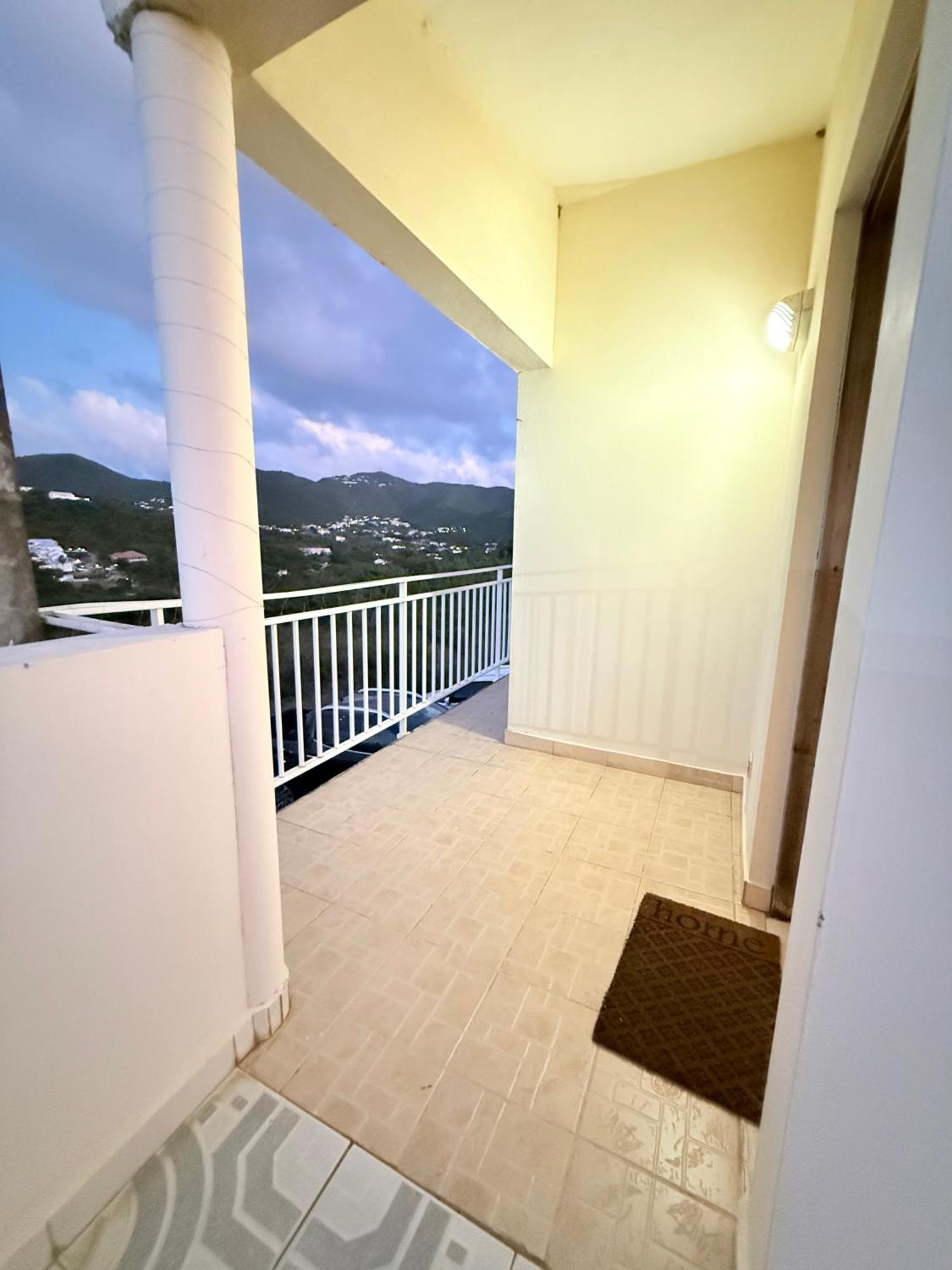 Hill Top Cottage La Savane 외부 사진