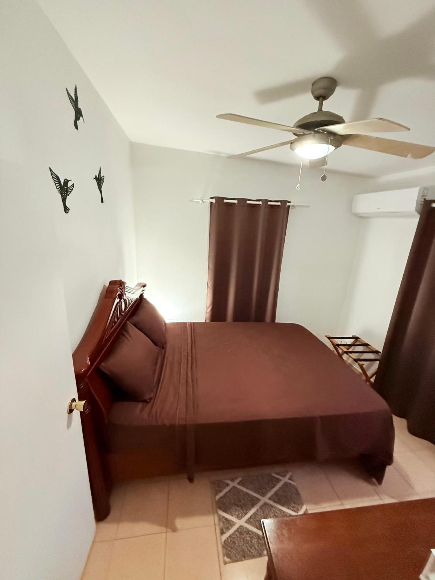 Hill Top Cottage La Savane 외부 사진